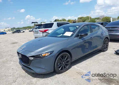 2023 Mazda Mazda3 2.5 S Carbon Edition z USA, uszkodzony, nr VIN JM1BPALM2P1606784